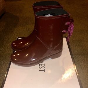 NWT Nine West Rain Boots - Burgundy 6